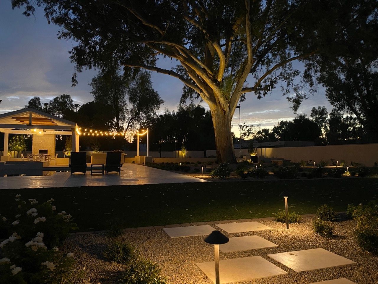 Maximizing Outdoor Living: Arizona Landscaping Ideas for Year-Round Enjoyment